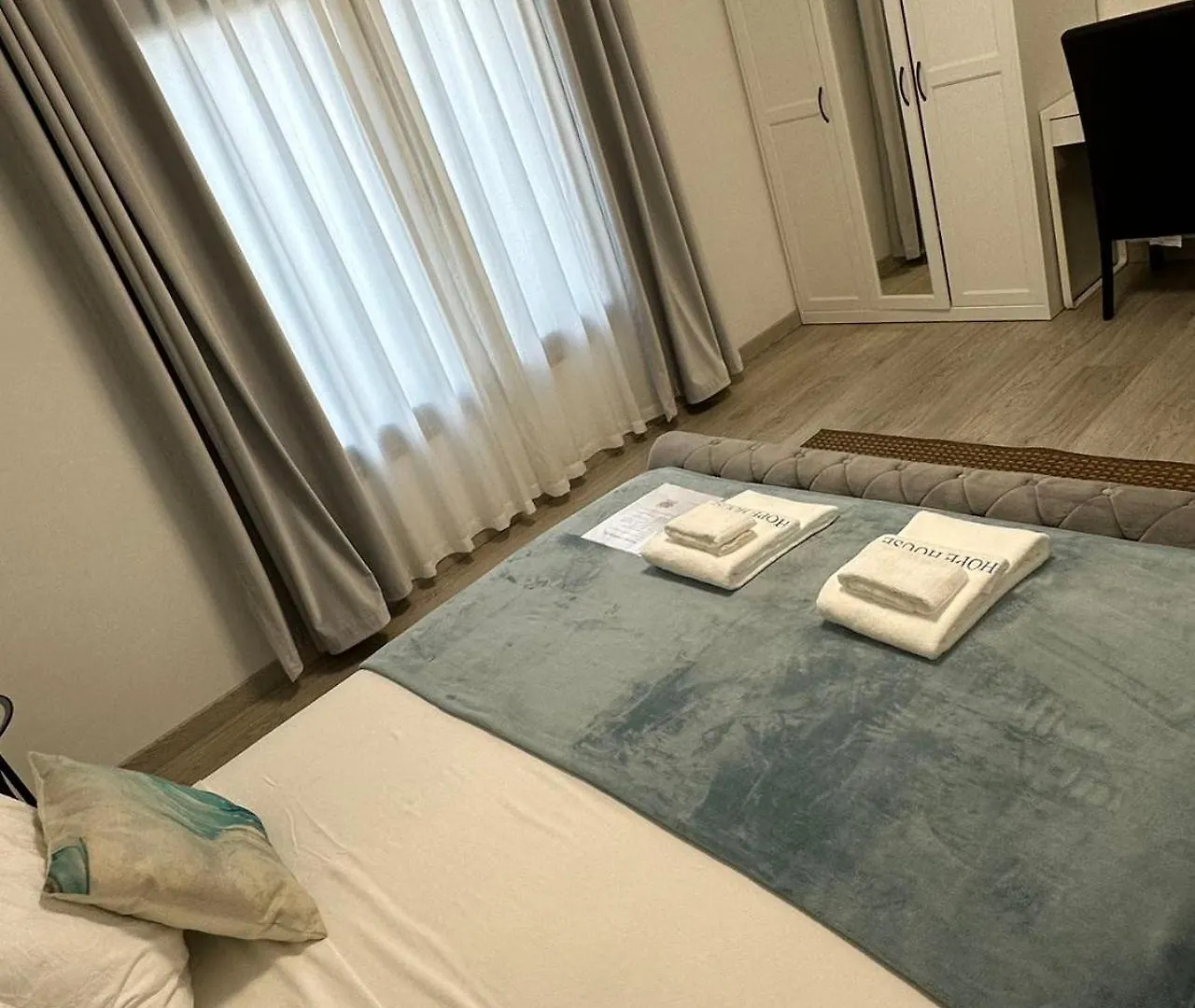 Homestay Hope House Parede Apartment Portugal